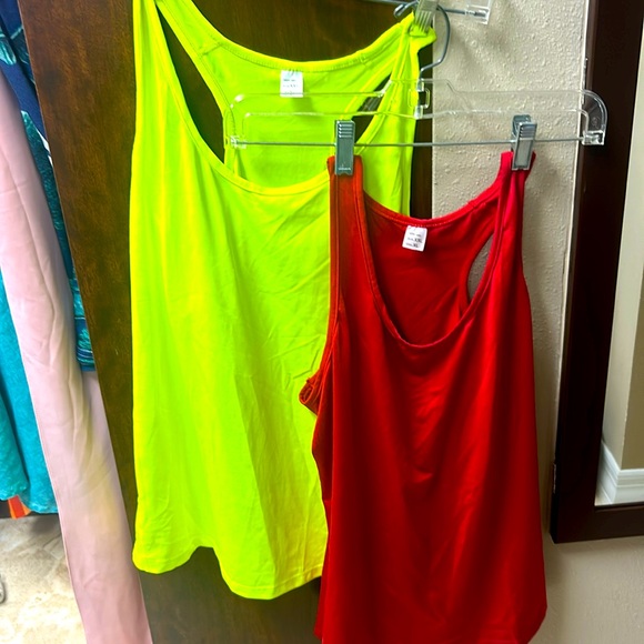 Ladies, large racer back workout T-shirts - Picture 1 of 1